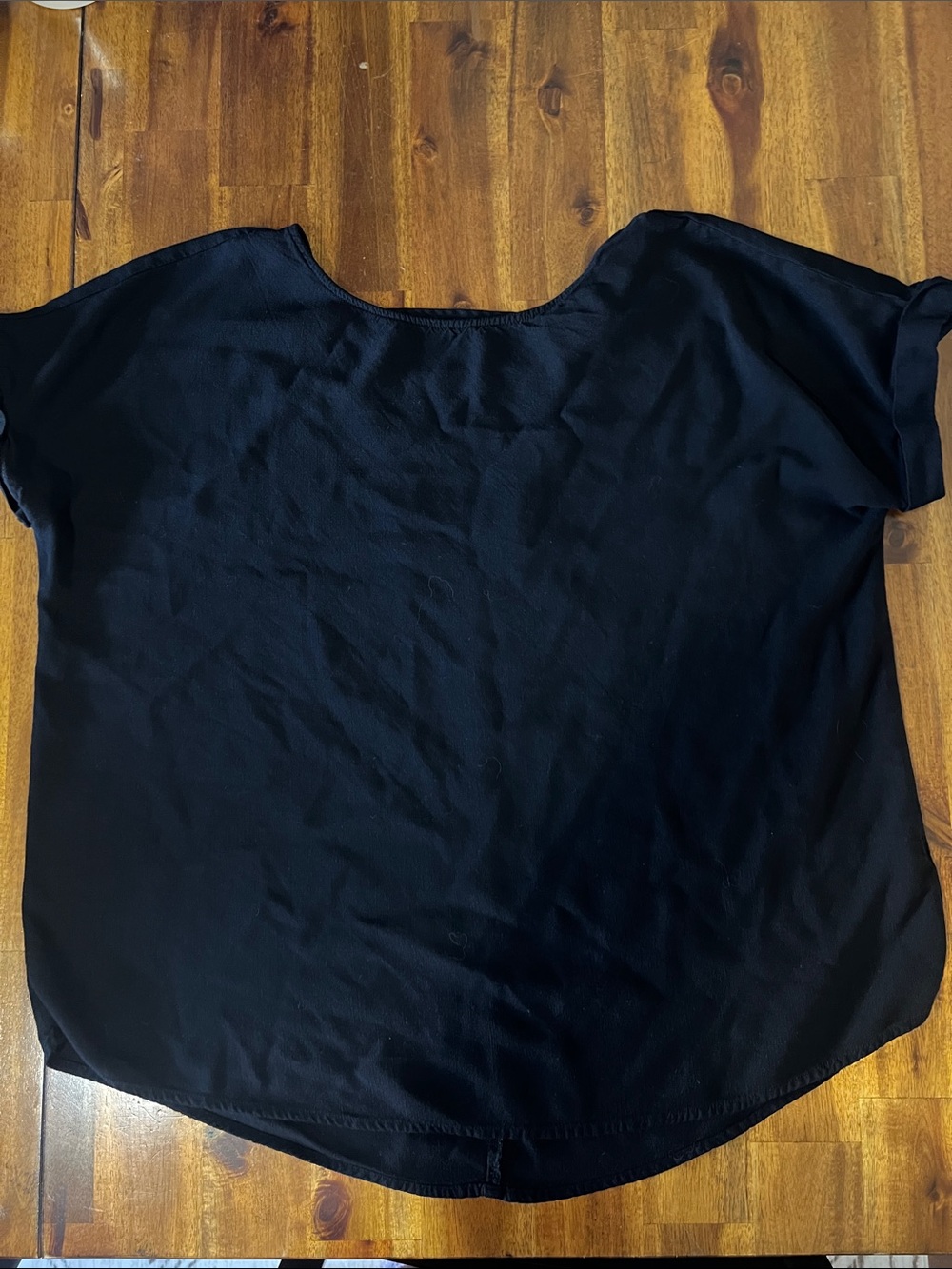 Rock & Republic Classic Black Short Sleeve Women’s Shirt